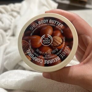 The Body Shop Shea Body Butter 1.75 Oz  Sealed New Dry Skin Discontinued Rare
